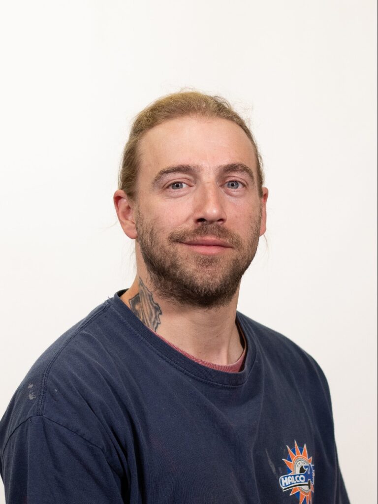 Roberto A.