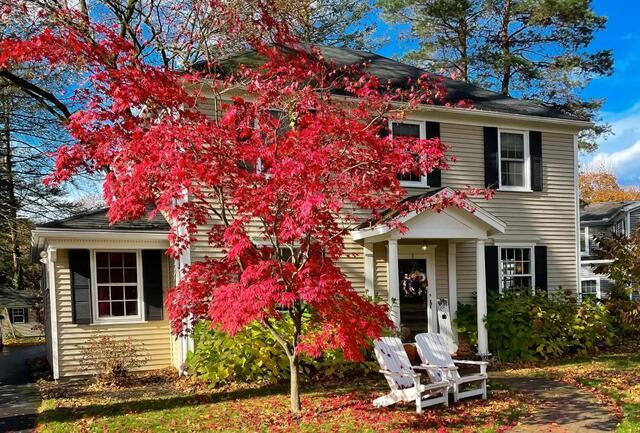 home in rochester, NY with fall colors